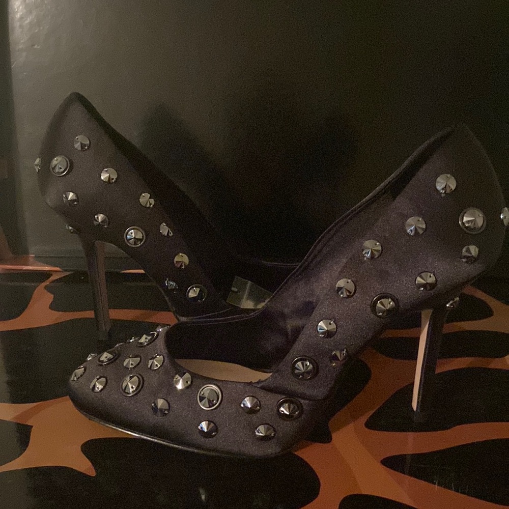 Studded Pumps